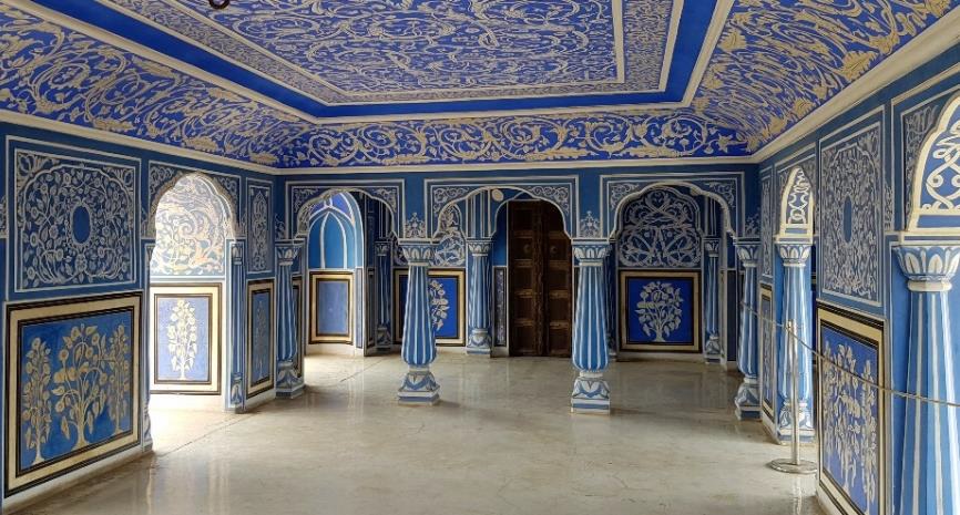 laurence binyon report  lauren winch pic